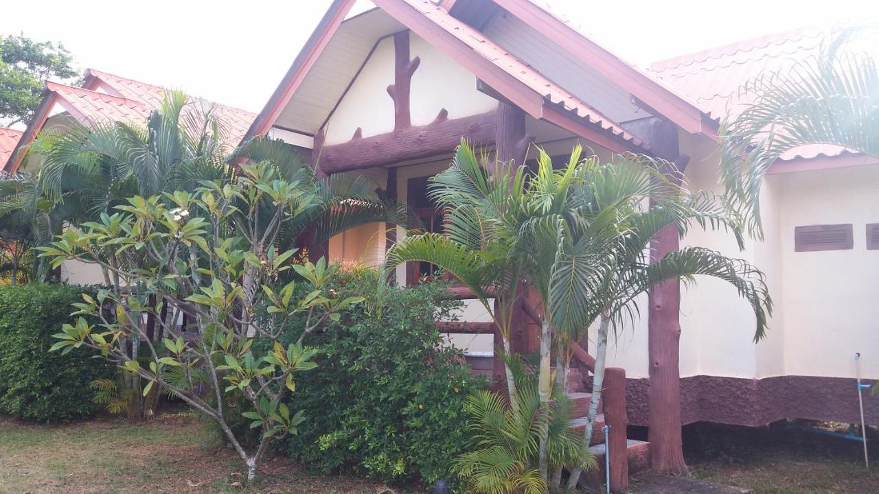Lanta School Beach Resort Ko Lanta Exterior foto
