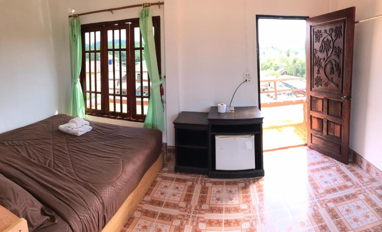 Lanta School Beach Resort Ko Lanta Exterior foto